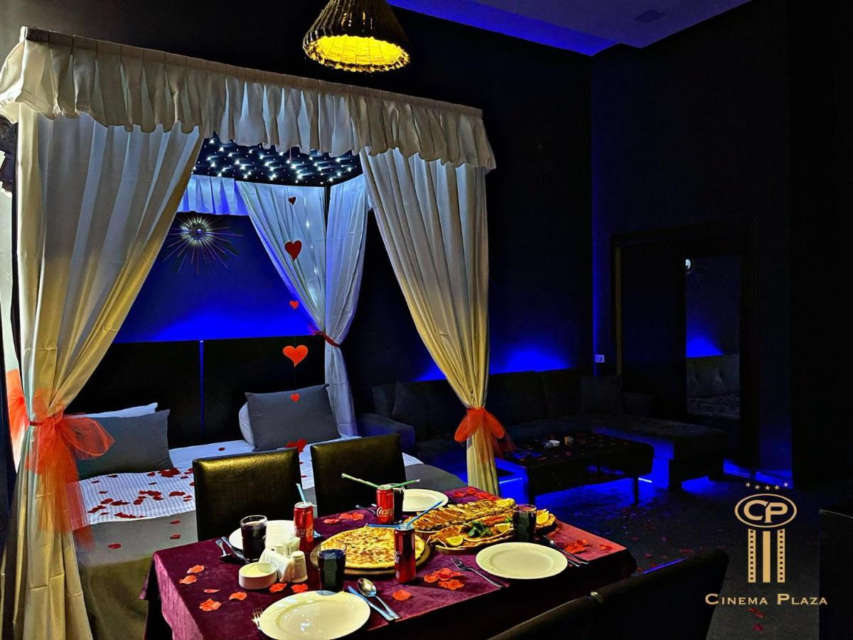 Cinema Plaza Hotel Baky Esterno foto